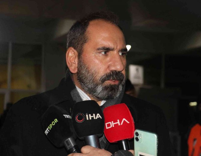 Mecnun Otyakmaz: “Bu Sene Kupayı Kaldıracağız”