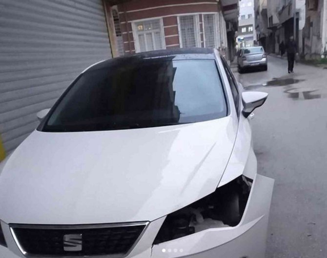 Lüks Otomobillerin Farlarını Söküp Çalan Şüpheliler Yakalandı