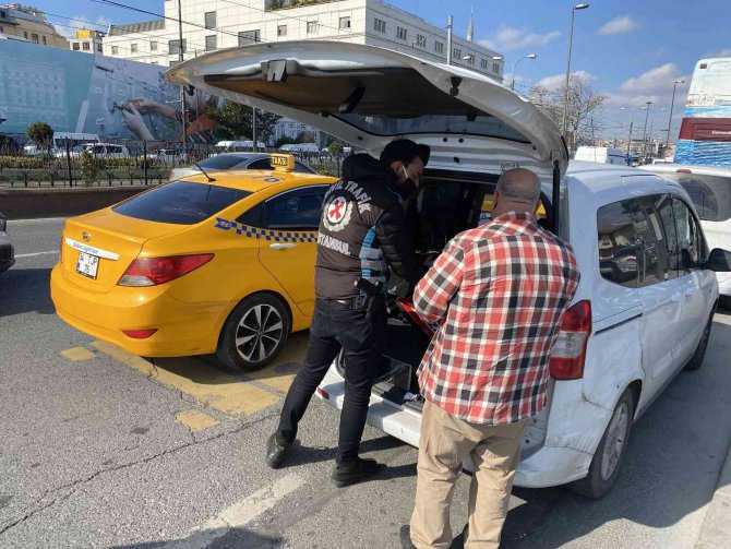 Eminönü’nde Taksicilere Ceza Yağdı