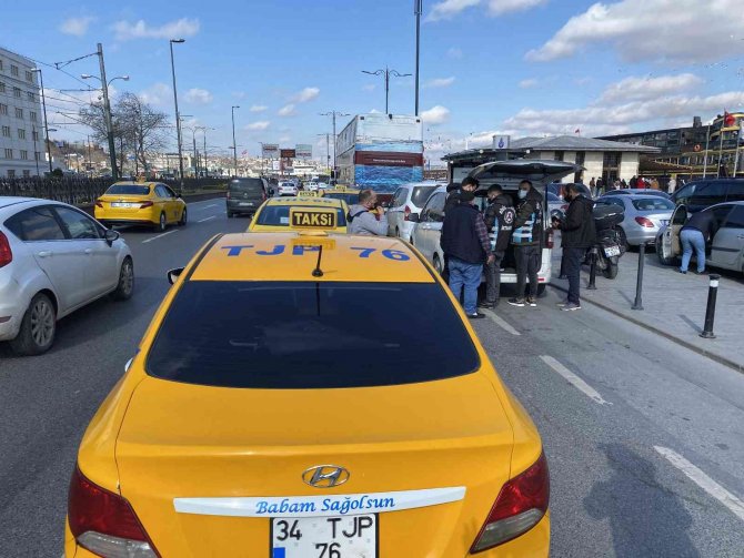 Eminönü’nde Taksicilere Ceza Yağdı
