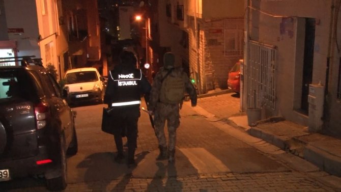 İ̇stanbul’da Uyuşturucu Tacirlerine Yönelik Eş Zamanlı Operasyon