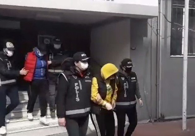 Sahte Parayla Büfe Alışverişi Yapan 2 Şüpheli Yakalandı