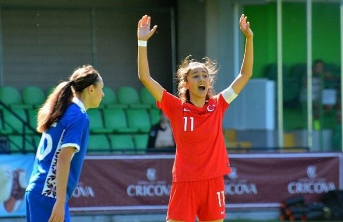 Denizlili Mesude Alayont, Beşiktaş’ta