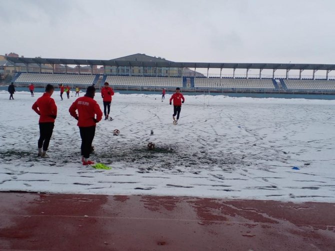 Kars 36 Spor Artvin Çoruh Karşılaşması Hazırlıklarını Sürdürüyor