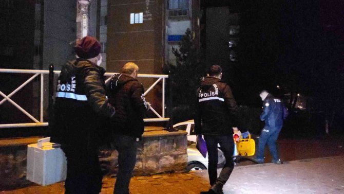 Kayseri’de Bıçaklı Kavga: 1 Ağır Yaralı