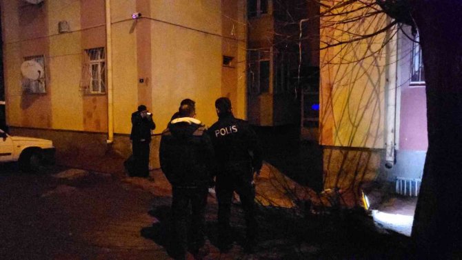 Kayseri’de Bıçaklı Kavga: 1 Ağır Yaralı