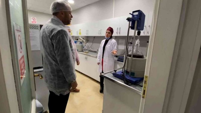 Başkan Keleş Gıda Ve Kozmetik Üretim Tesisini İnceledi