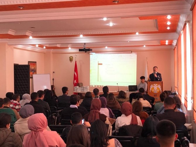 Hadim’de İnsan Hayatında Zamanın Önemi Konulu Konferans Verildi