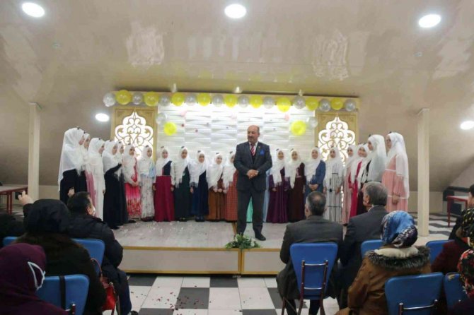 Kütahya Fuat Paşa Kız Kur’an Kursunda Hafızlığa Geçiş Töreni