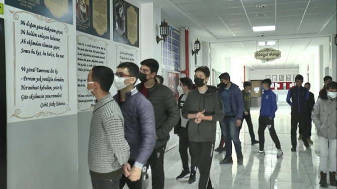 “Edebiyat Sokağı” Öğrencilere İlham Oluyor