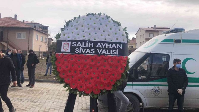 Kalp Krizi Sonucu Vefat Eden Okul Müdürü Son Yolculuğuna Uğurlandı