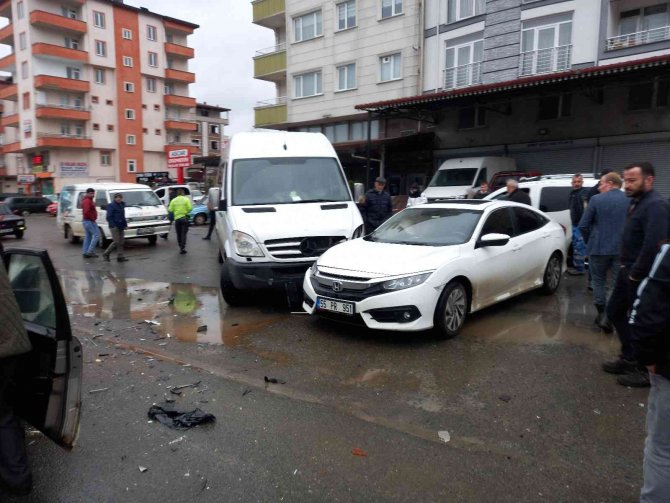 Ordu’da Trafik Kazası: 2 Yaralı