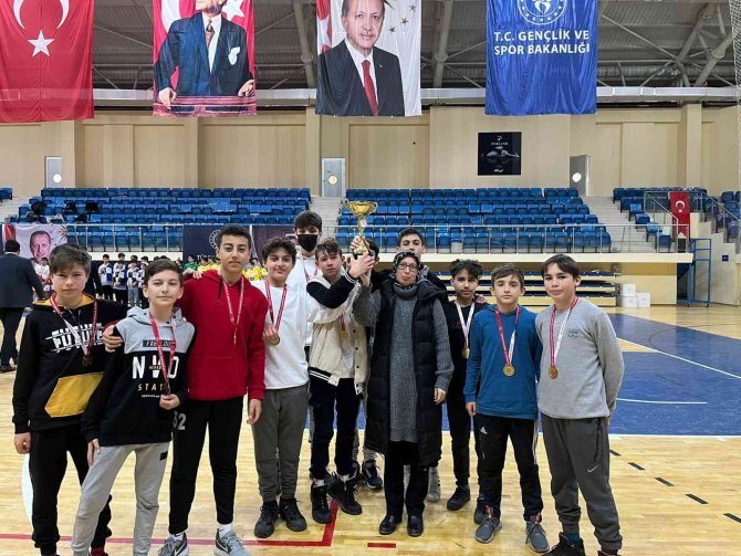 Namağlup İl Şampiyonu Oldular