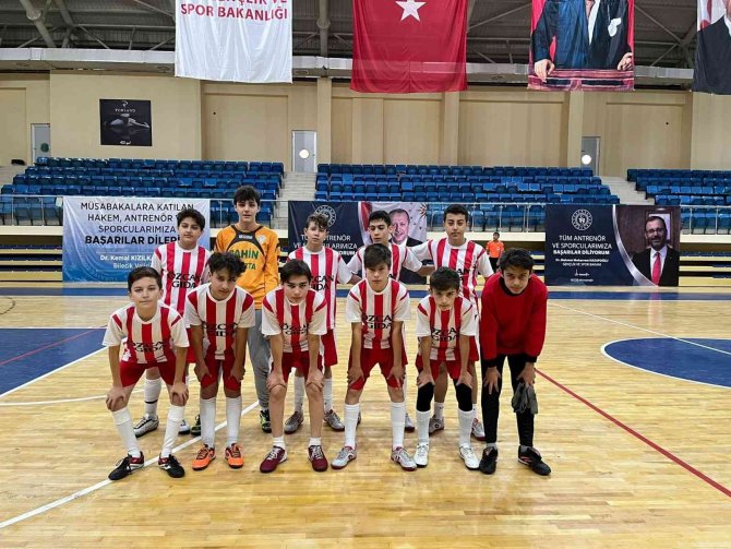 Namağlup İl Şampiyonu Oldular