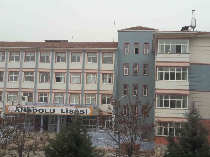 Sason’da Hava Kirliğine Neden Olan Bacalar Kaymakam Talimatıyla Değiştirildi