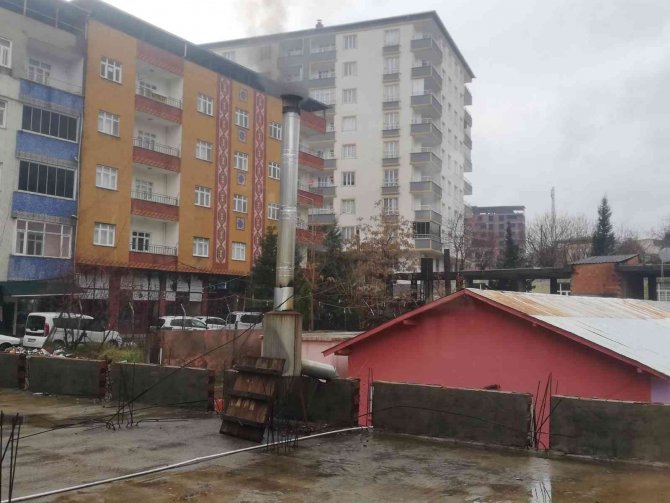 Sason’da Hava Kirliğine Neden Olan Bacalar Kaymakam Talimatıyla Değiştirildi