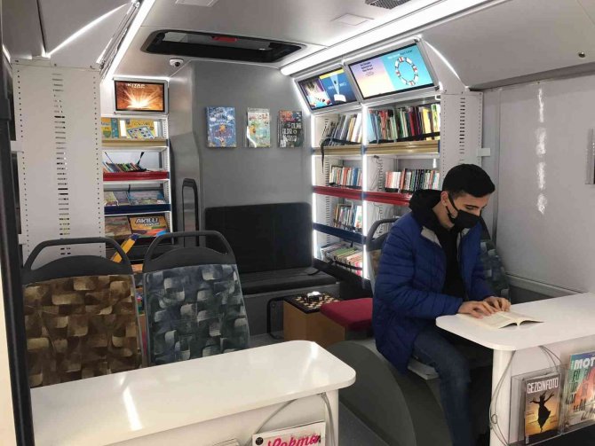 ‘Gezici Kütüphane Çalıştayı’ Düzenlendi