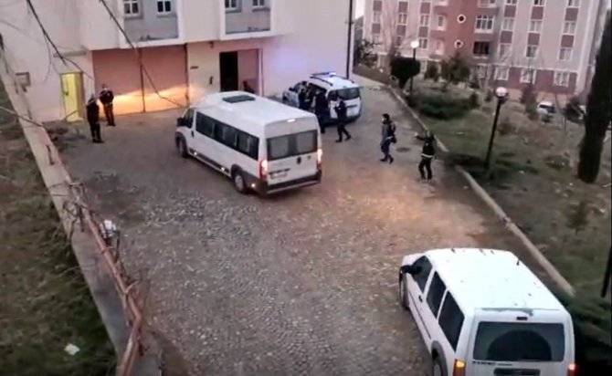 İ̇ş Vaadiyle 85 Kişiyi Dolandıran Örgüte Operasyon: 15 Gözaltı