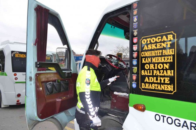 Çorlu’da Yolcu Minibüsleri Denetlendi