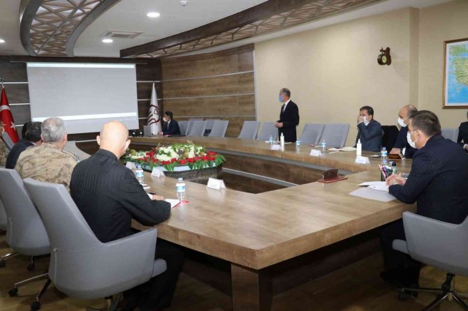 Siirt’te 112 Acil Çağrı Merkezine Gelen Çağrıların 251 Bin 912’si Asılsız Çıktı