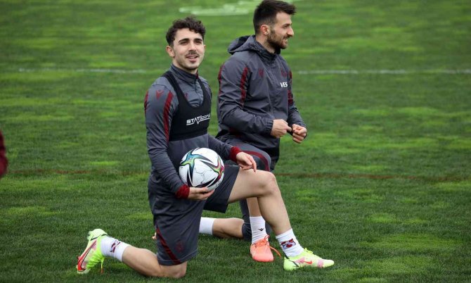 Trabzonspor, Fenerbahçe Maçı Hazırlıklarına Başladı