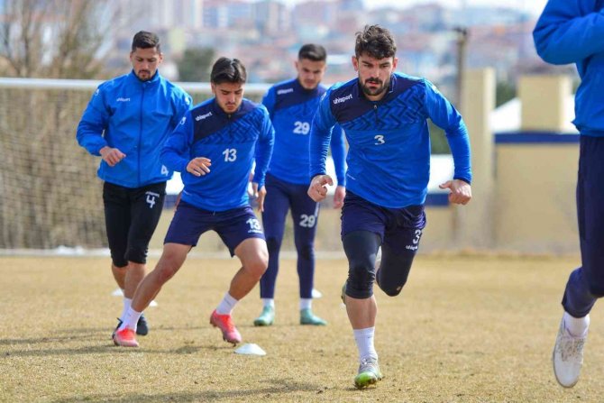 Uşakspor, Pendikspor Maçı Hazırlıklarını Sürdürdü