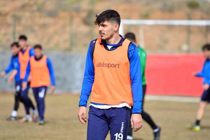 Uşakspor, Pendikspor Maçı Hazırlıklarını Sürdürdü