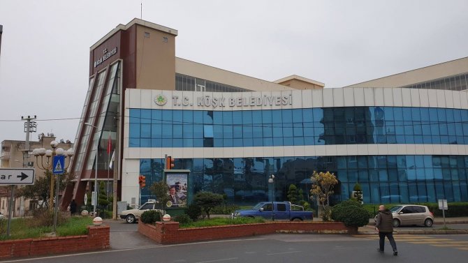 Köşk Belediye Başkanı Güler Vatandaşları Deve Güreşlerine Davet Etti