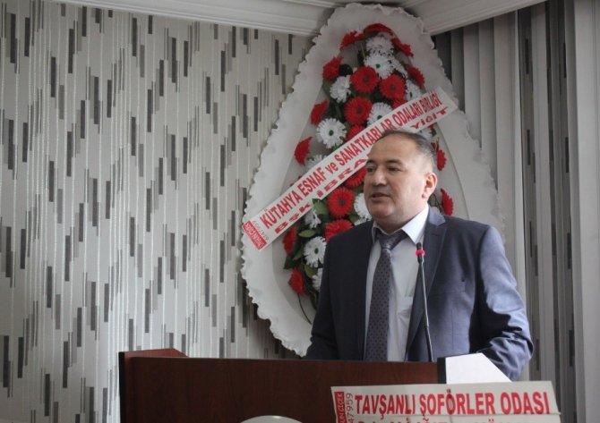 Tavşanlı Marangozlar Başkanı Çağlar, Güven Tazeledi