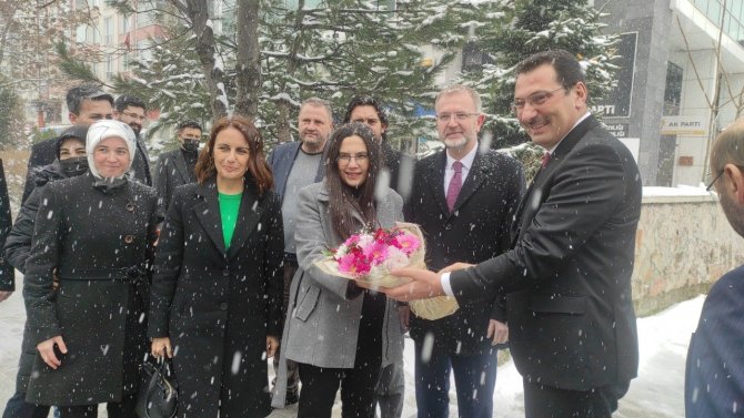Yavuz: "Çok Daha Büyük İşlere İmza Atacak Olan Ülkenin Adıdır Türkiye"