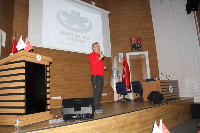 Alkü’de Afet Farkındalığı Sempozyumu