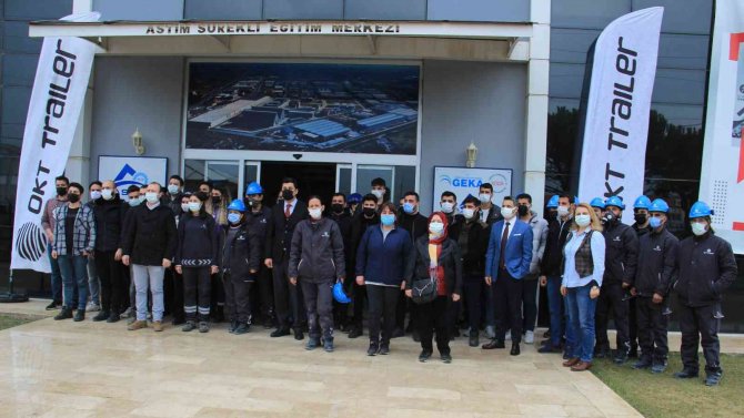 Okul Gibi Fabrika, Okt Önce Eğitiyor Sonra İş Sahibi Yapıyor