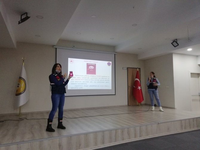 Jandarma Ekipleri Öğrencileri Bilgilendirdi