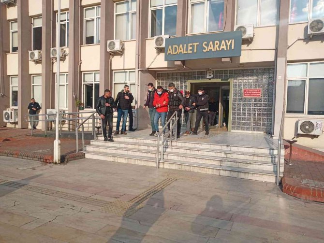 Demirci Atölyesine Uyuşturucu Baskını: 2 Kişi Tutuklandı