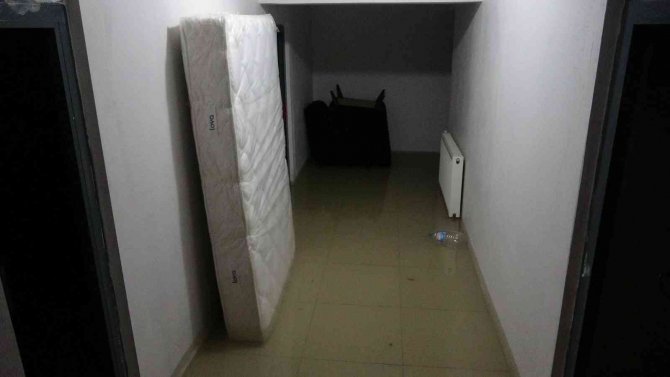 Bingöl’de Sağanak Yağış Sonrası İş Yerlerini Su Bastı