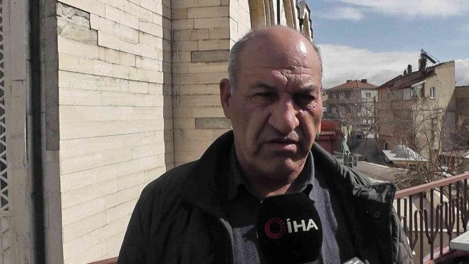 İ̇ş Vereceğiz Diyerek Dolandırdılar