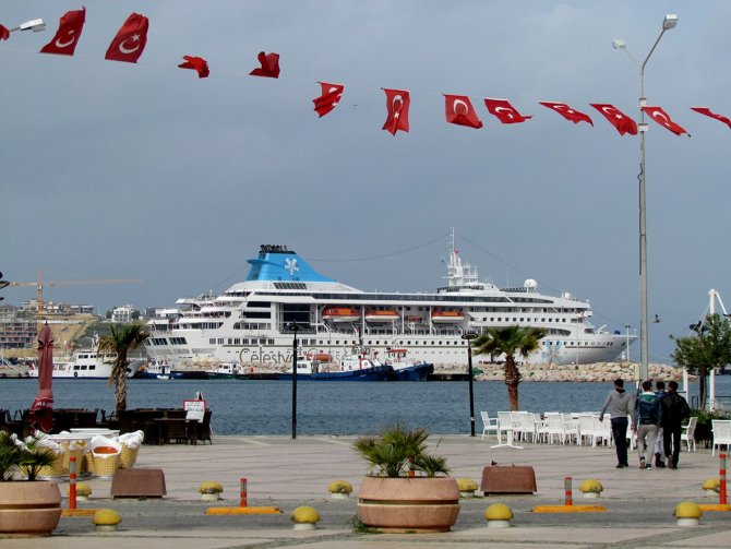 Çeşme’ye Kruvaziyer Seferleri 6 Nisan’da Başlıyor