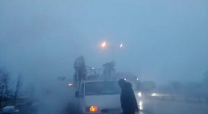 Kağıt Yüklü Kamyonet Alevlere Teslim Oldu