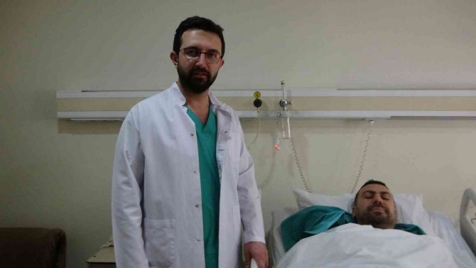 Korona Virüs Sonrası Kan Dolaşımı Bozukluğu Teşhisi Konulan Hastaya Kök Hücre Tedavisi Uygulandı