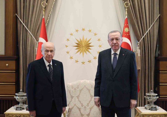 Cumhurbaşkanı Recep Tayyip Erdoğan, Mhp Genel Başkanı Devlet Bahçeli’yi Kabul Etti.