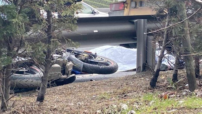 E-5 Karayolu’nda Feci Kaza: 1 Ölü, 1 Yaralı
