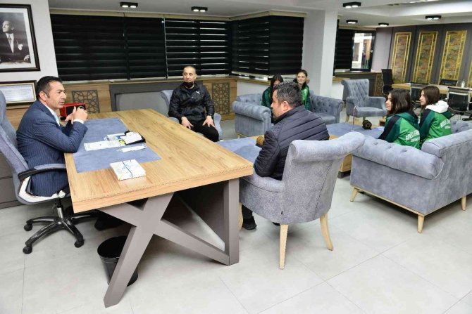 Dto’nun Desteğiyle Finale Kalan Takımdan Başkan Erdoğan’a Ziyaret