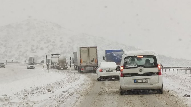Denizli’de Kar Kalınlığı 15 Santime Ulaştı