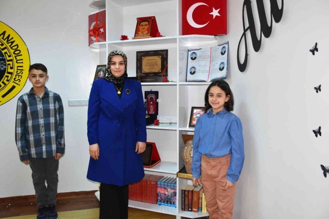 Siverek’te Şehit Polis Anısına Kütüphane Açıldı