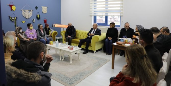 Esnaf İstedi, Başkan Özlü Tek Tek Not Aldı