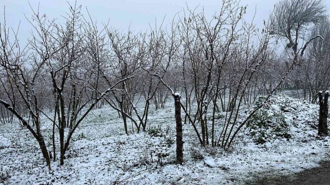 Düzce’ye Mart Ayında Kar Sürprizi