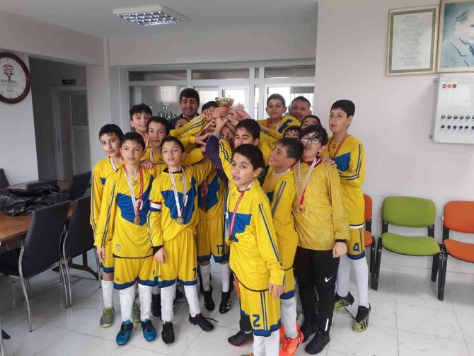 Elazığ’da Futbol Müsabakaları Sona Erdi
