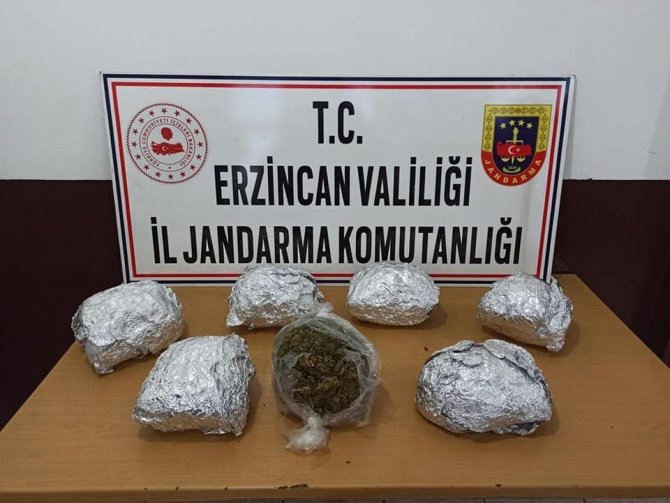 Erzincan’da 4 Kilo 34 Gram Esrar Ele Geçirildi