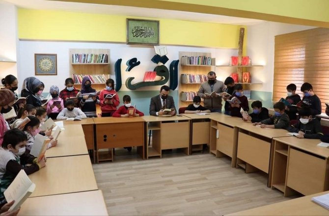 Kaymakam Çelik Öğrencilerle Bir Araya Geldi