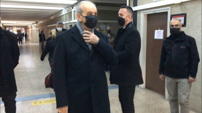 İ̇lker Başbuğ ‘Hakaret’ Suçundan Hakim Karşısına Çıktı